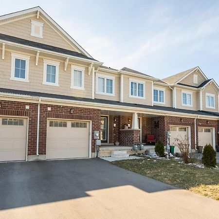 New 3Br Townhouse, Minutes To Niagara Falls And Brock University By Globalstay ソロルド エクステリア 写真