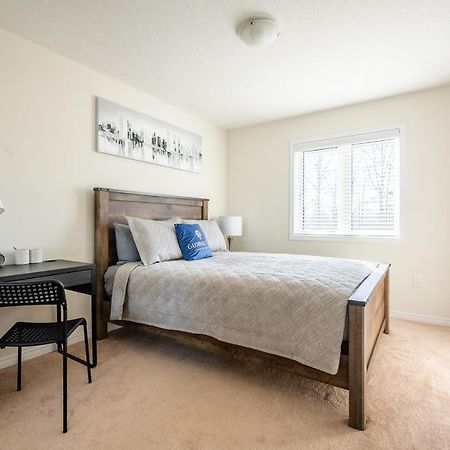New 3Br Townhouse, Minutes To Niagara Falls And Brock University By Globalstay ソロルド エクステリア 写真