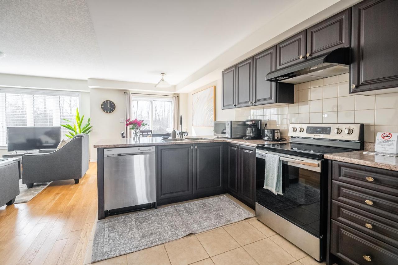 New 3Br Townhouse, Minutes To Niagara Falls And Brock University By Globalstay ソロルド エクステリア 写真