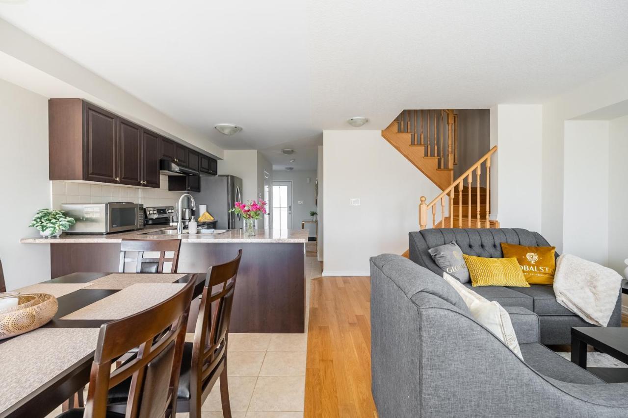 New 3Br Townhouse, Minutes To Niagara Falls And Brock University By Globalstay ソロルド エクステリア 写真