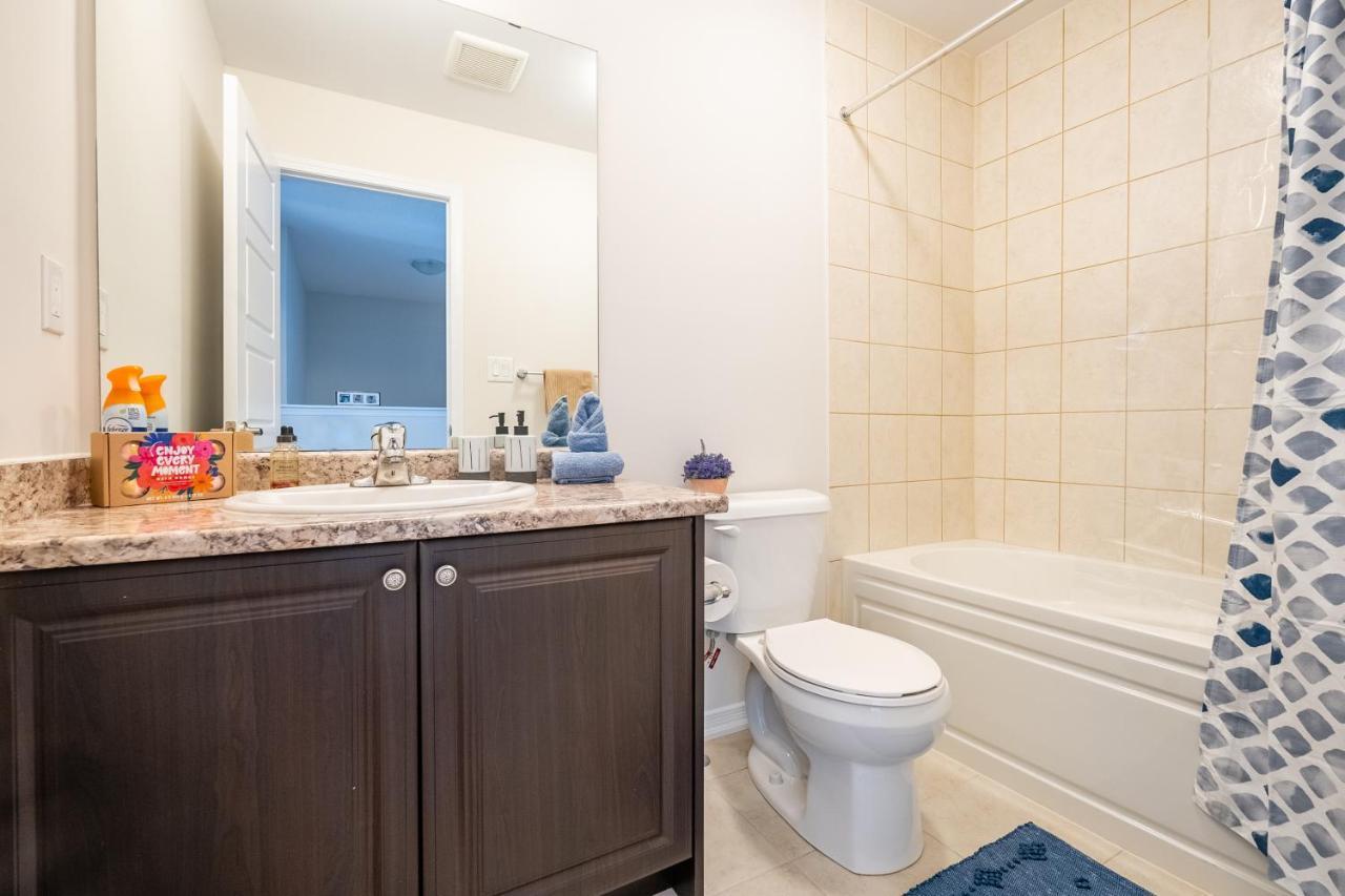 New 3Br Townhouse, Minutes To Niagara Falls And Brock University By Globalstay ソロルド エクステリア 写真