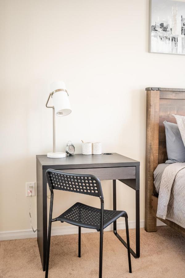 New 3Br Townhouse, Minutes To Niagara Falls And Brock University By Globalstay ソロルド エクステリア 写真